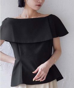 ur's ケープデザインペプラムトップス