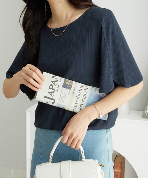 alotta tシャツ サラサラ×ひんやりの夏に嬉しい素材感 ランダムテレコチューリップ袖Tブラウス「6サイズ展開」 レディース - 画像 (4)