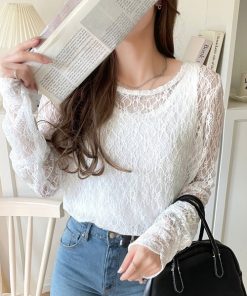 classicalelf tシャツ 大人の上品映えレースアイテム。袖ギャザーレーストップス(長袖) レディース