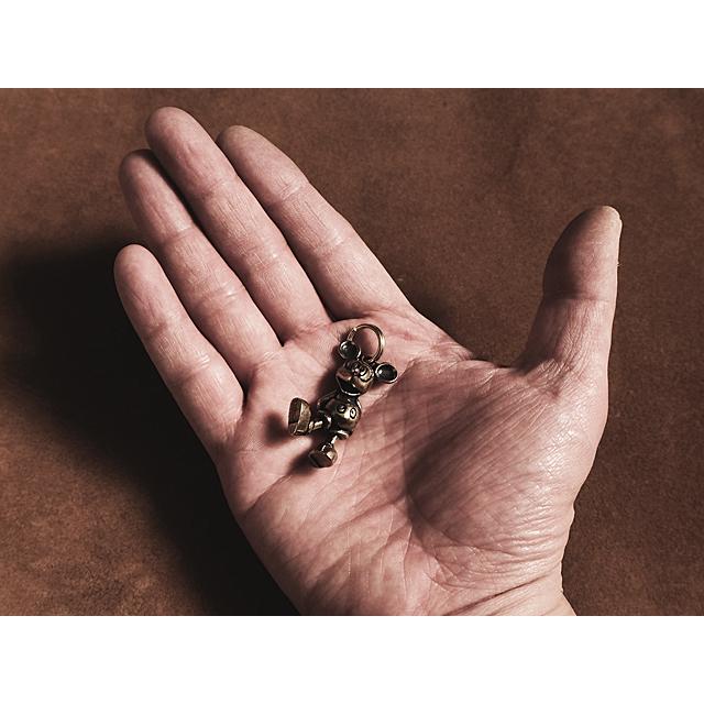 真鍮 ねずみ キーホルダー (キャラクター)ネズミ 鼠 マウス ブート キーリング 面白グッズ テーマパーク 遊園地 ブラス ゴールド - 画像 (4)