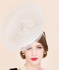 【ヘッドドレス★送料無料】プリーツフラワーフェザー付きカチューシャヘッドドレス♪ホワイト　白　ヘッドドレス　ヘアアクセ　ヘッドアクセ　髪飾り　結婚式【