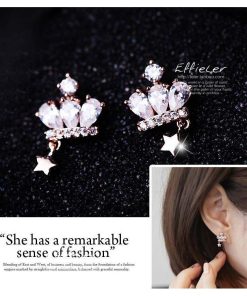 ピアス さりげないフェミニンスタイルを演出SWAROVSKI王冠彩石ピアス/SILVER925