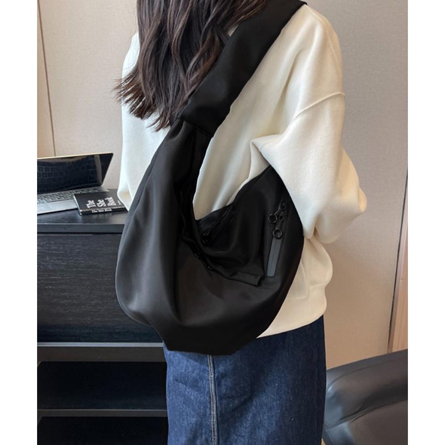 miniministore 三日月型ショルダーバッグ大容量ナイロン鞄 - 画像 (4)