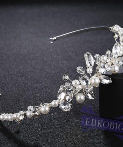 【タイムセール】お嫁さん お姫様 ティアラ 王冠 髪飾り クラウン 花嫁 レディース ヘアアクセサリー ウェディング 結婚式 髪留め ヘッドアクセ