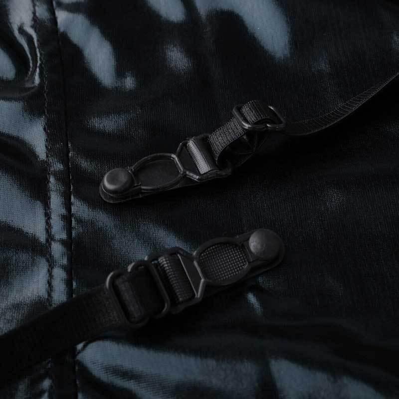 送料無料2〜4日後到着 コスチューム ボンテージ レデース セクシー衣装 エナメル コスプレ 前身頃ファスナー 楽器演奏 ステージ衣装 レザーショーツ付き 黒 - 画像 (2)