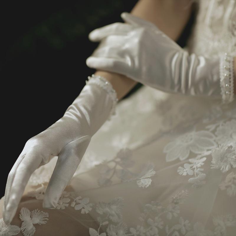 【値下げ】グロープ パール 手袋 パーティー 発表会 ウェディンググロープ ブライダグローブ アクセサリー 可愛い 結婚式 二次会 ガーデンウエディング - 画像 (2)